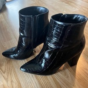 Lulus black ankle booties, size 9